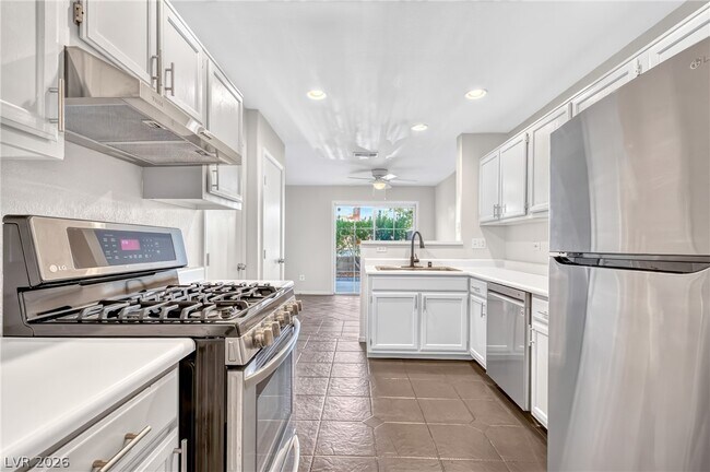 Building Photo - 224 Star Cluster Cir