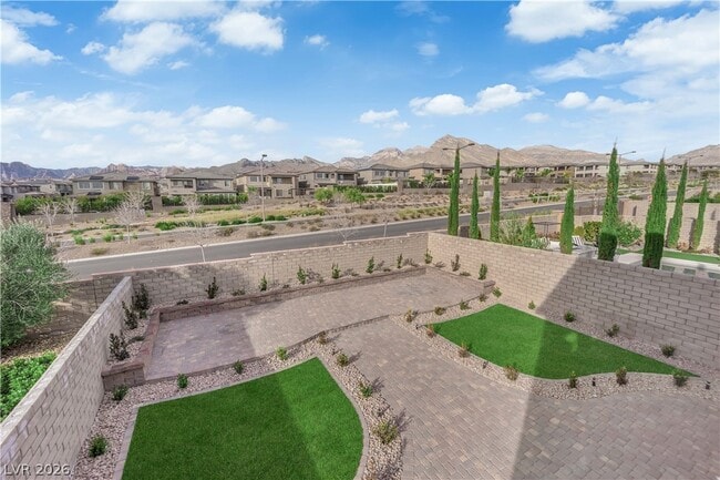 Building Photo - 465 Cabral Peak St