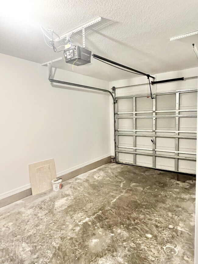 Building Photo - 10542 Autumn Trace Rd