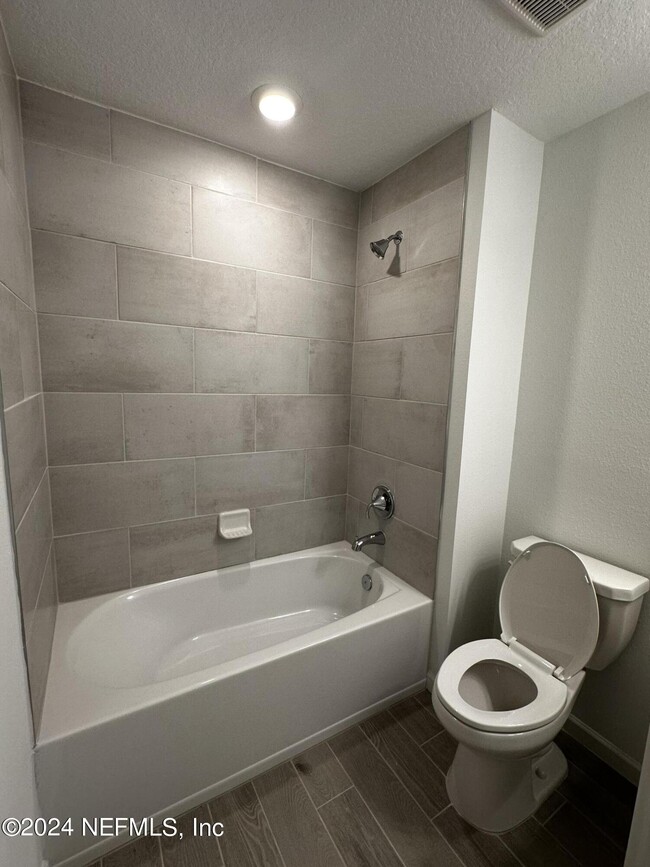 Building Photo - 4338 Leeward Breeze Lp