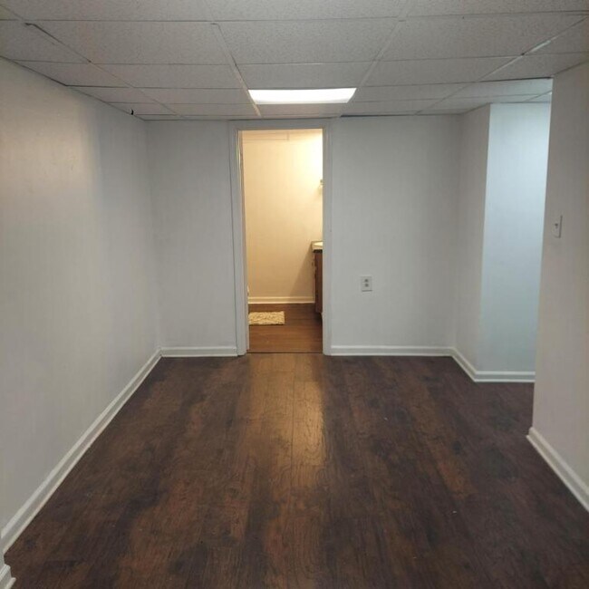 Building Photo - 450 Highland Ave NW