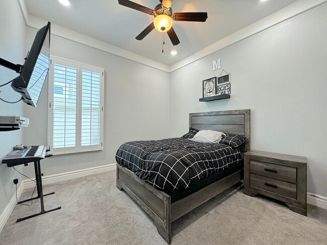 Building Photo - 14701 Tierra Mirage Ave