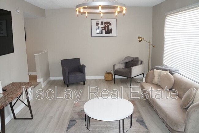 Building Photo - 1732 E Hermosa Dr