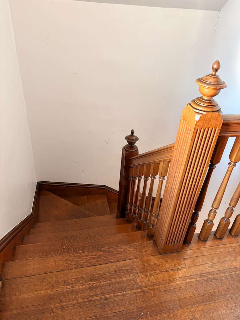 Building Photo - 331 Chestnut St