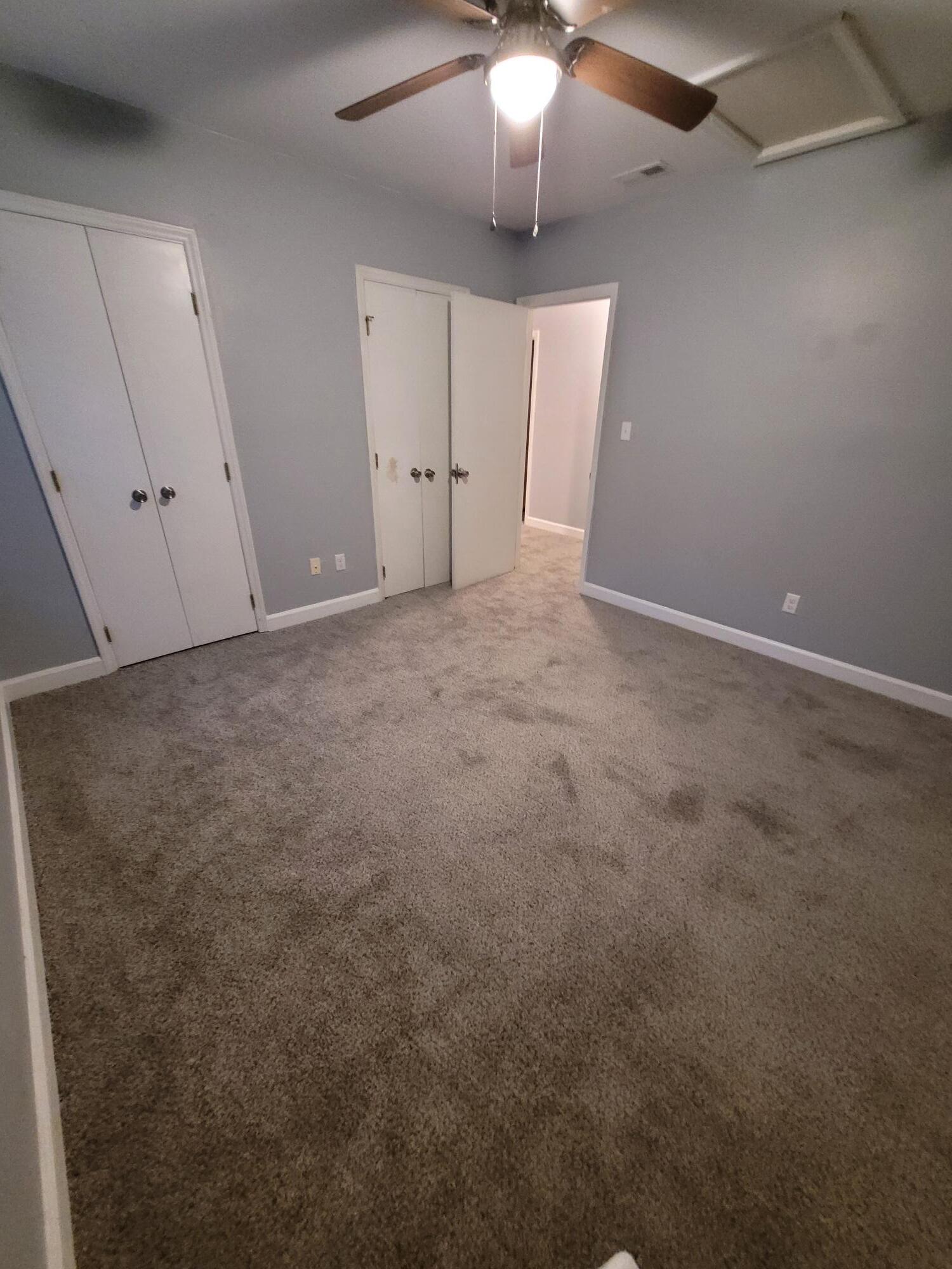 Building Photo - 241 Bridgefield Pl