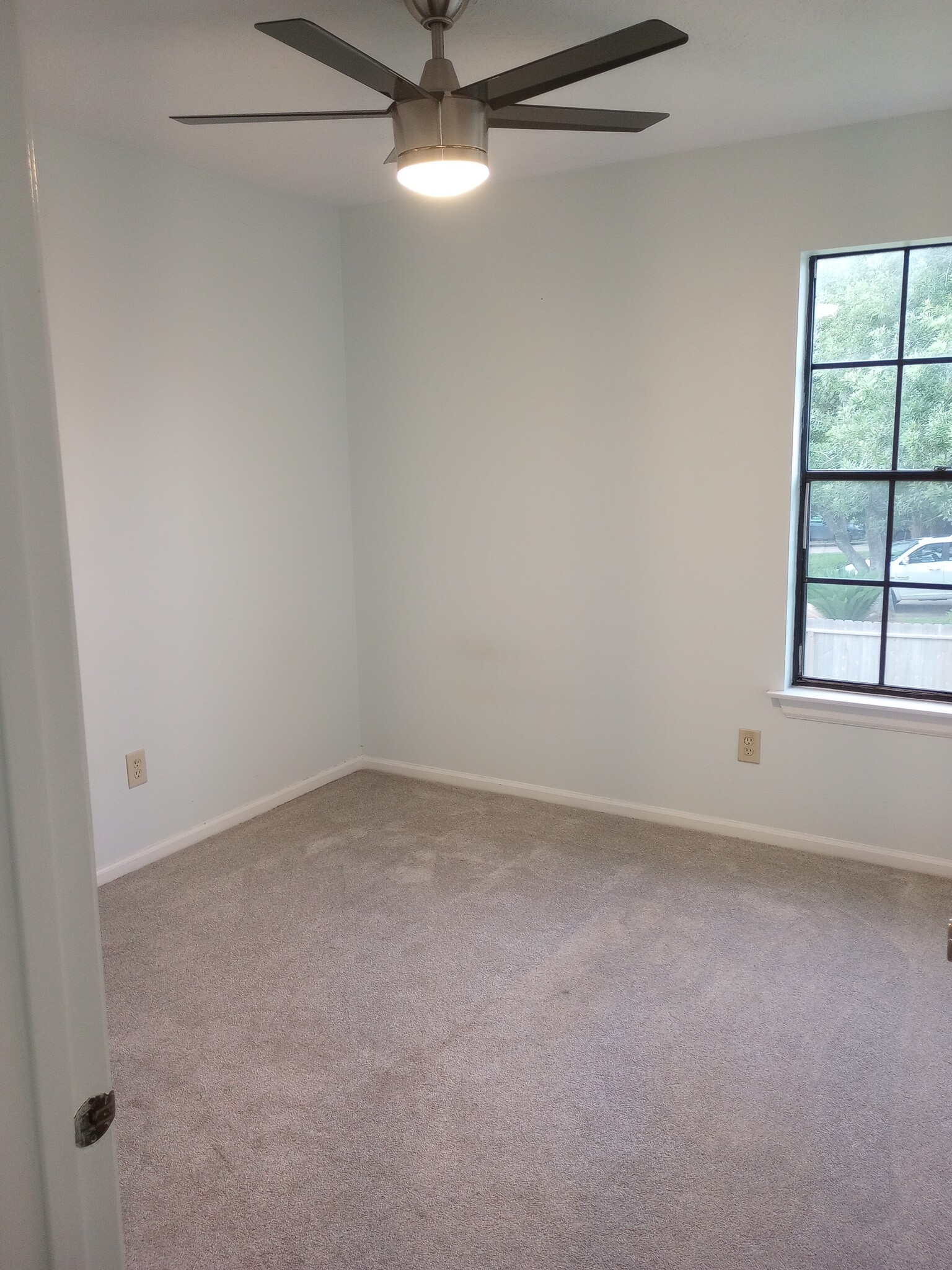 Secondary bedroom - 15235 Kelbrook Dr