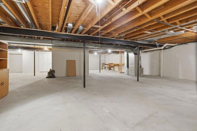 Building Photo - 14450 Knightsbridge Dr