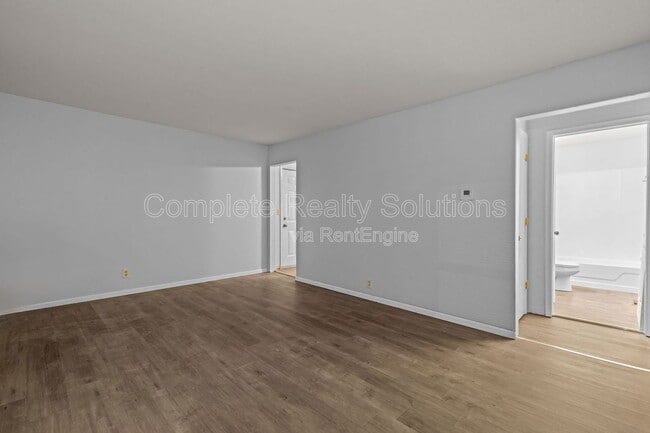 Building Photo - 4320 Rickey Dr