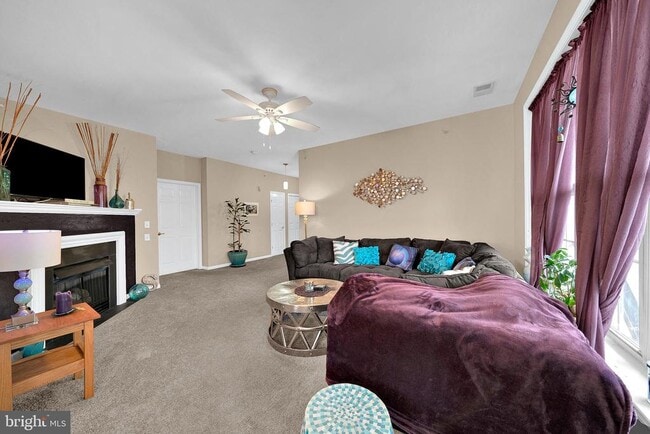 Building Photo - 60 Kyle Way