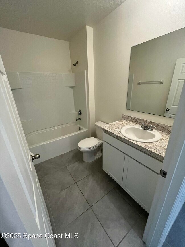 Building Photo - 7459 Tourmaline Dr