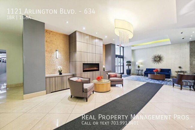 Building Photo - 1121 Arlington Blvd