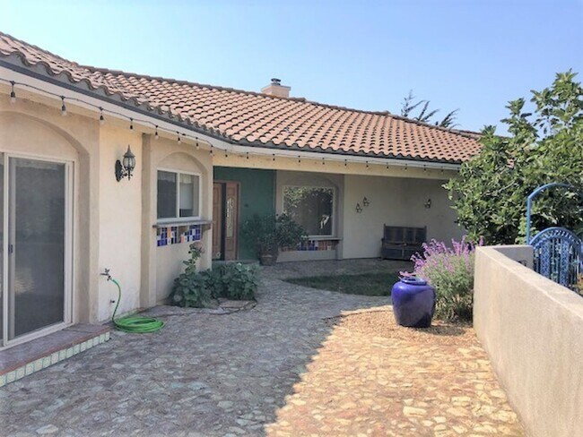 Building Photo - 6006 Los Osos Valley Rd