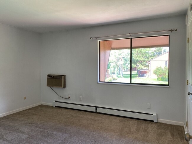 Building Photo - 1625 W Elizabeth St