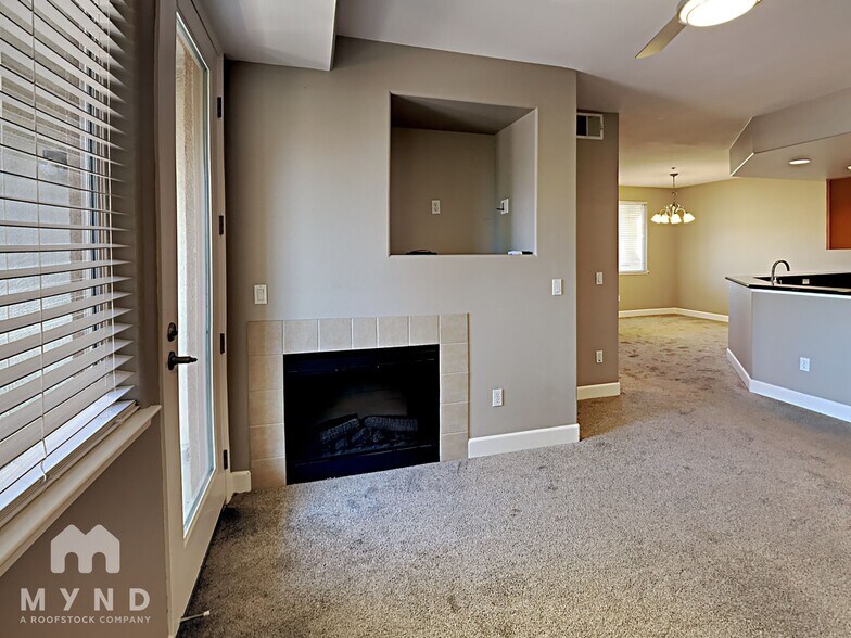 Building Photo - 1501 Secret Ravine Pkwy