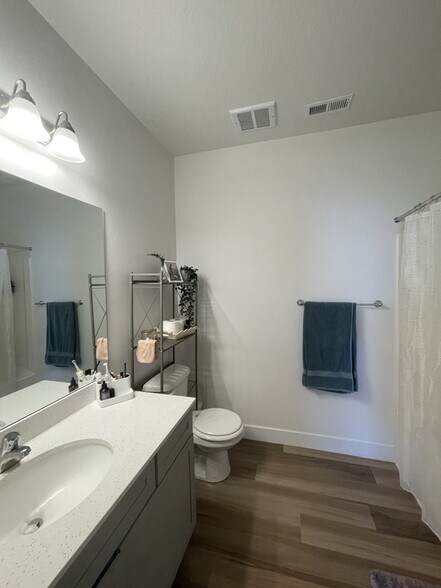 Building Photo - 1382 N 3650 W