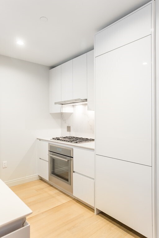 Building Photo - 133 Seaport Blvd
