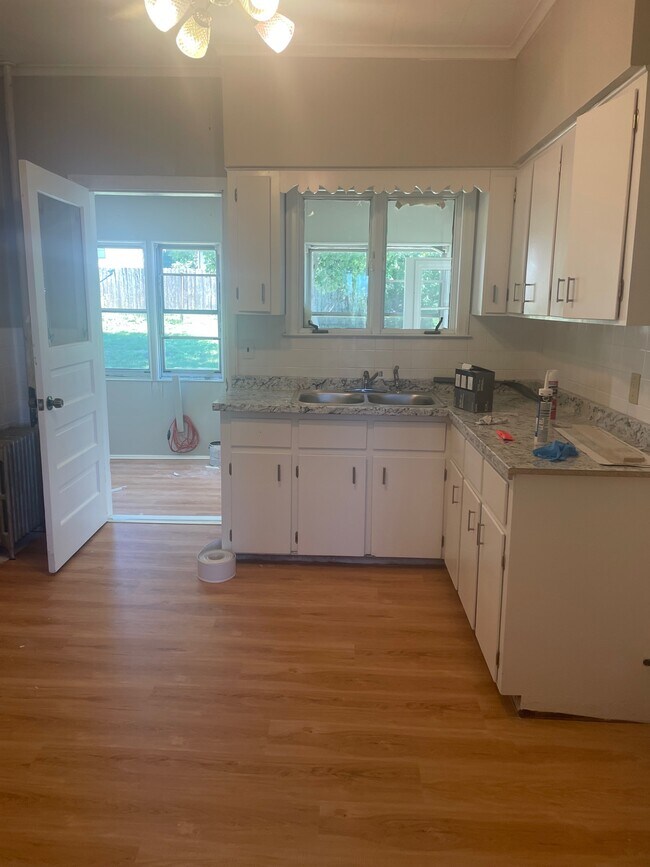 417 Smith St 417 Smith St Dunmore PA 18512 Apartment Finder