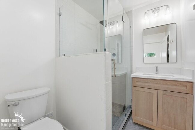 Building Photo - Beautiful New Build 2Bdm 1 Ba Downstairs Apartment in Clairemont Mesa! - MI Special