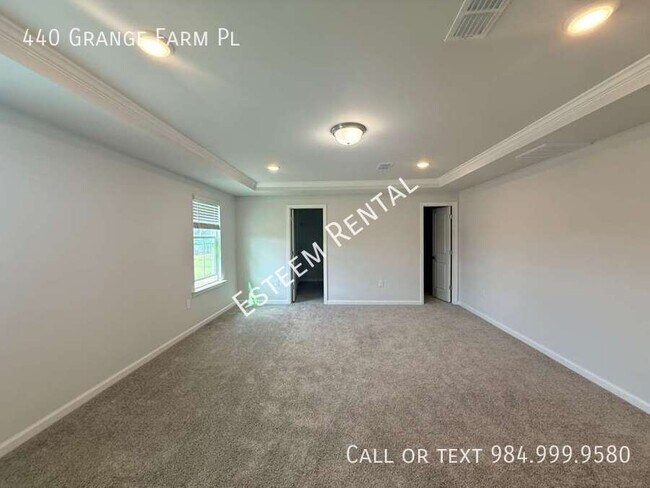 Building Photo - 440 Grange Farm Pl