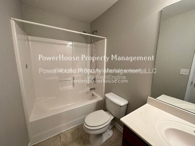 Building Photo - 2403 Walnut Tree Ln