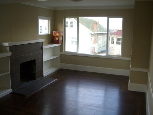 Building Photo - Coming Soon! 2 Bedroom House