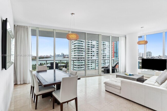 Building Photo - 100 South Pointe Dr