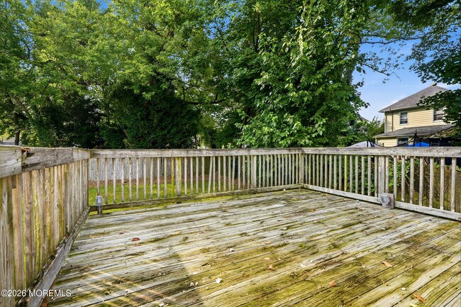 Building Photo - 236 Seaview Ave