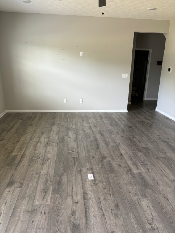Building Photo - 138 Beaman Gates Dr SW