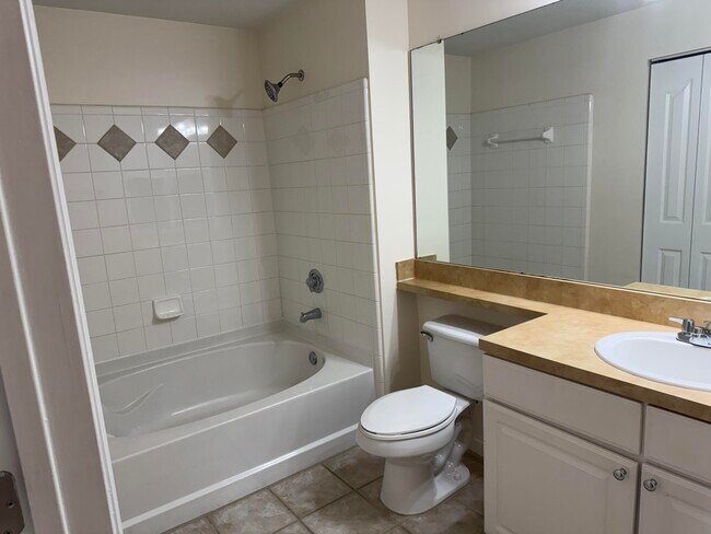 Building Photo - 9833 Baywinds Blvd
