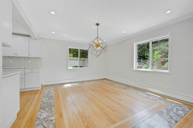 Building Photo - 77 Greenwood Ln