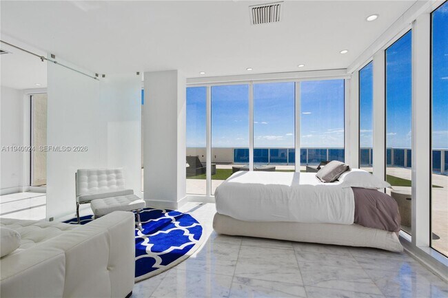 Building Photo - 1800 S Ocean Dr