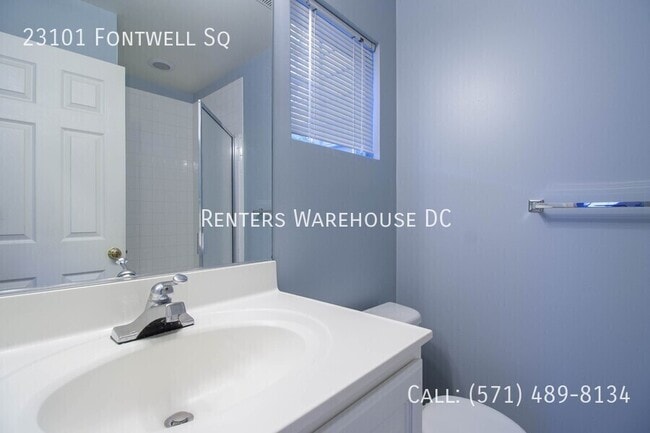 Building Photo - 23101 Fontwell Square