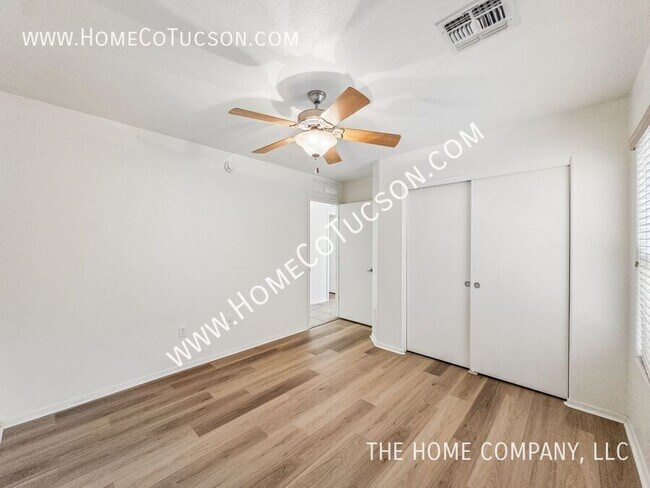 Building Photo - 6039 S Avenida Las Monjas