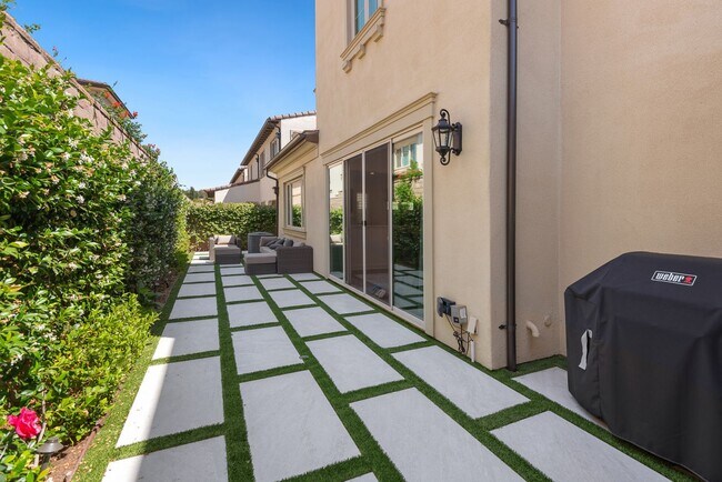 Building Photo - Guard-Gated Orchard Hills Home in The Groves | 4 Bed + Loft + Private Suite