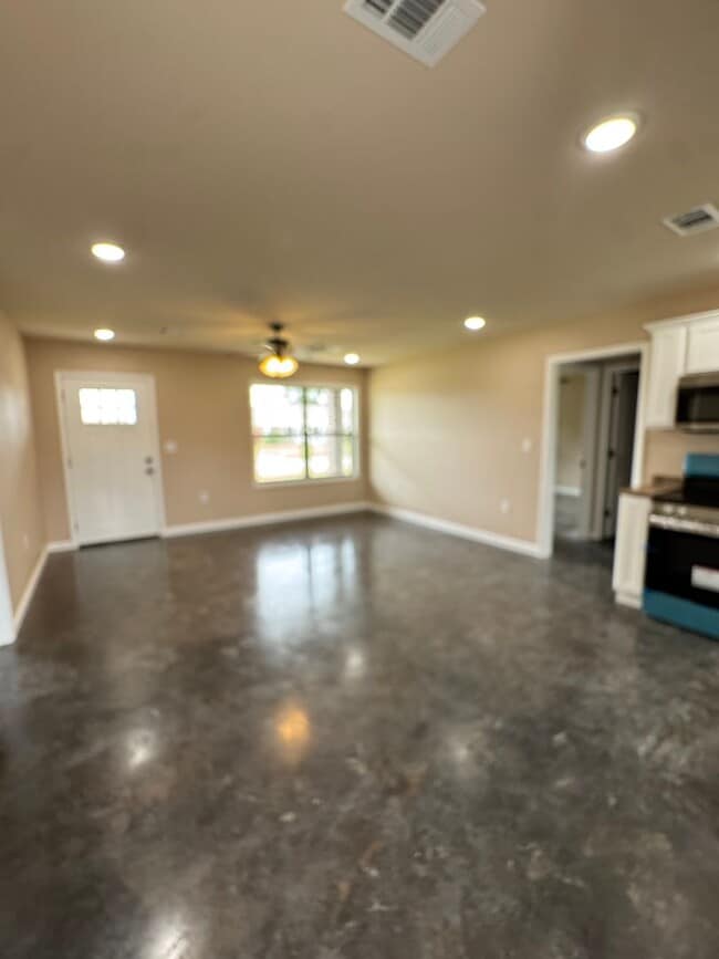 Building Photo - Brand New 3 Bed / 2 Bath in Trumann Availa...
