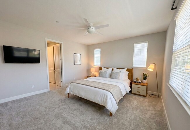 Building Photo - Pleasanton 4 Bed / 3 Bath, Top Rated Schools, Solar