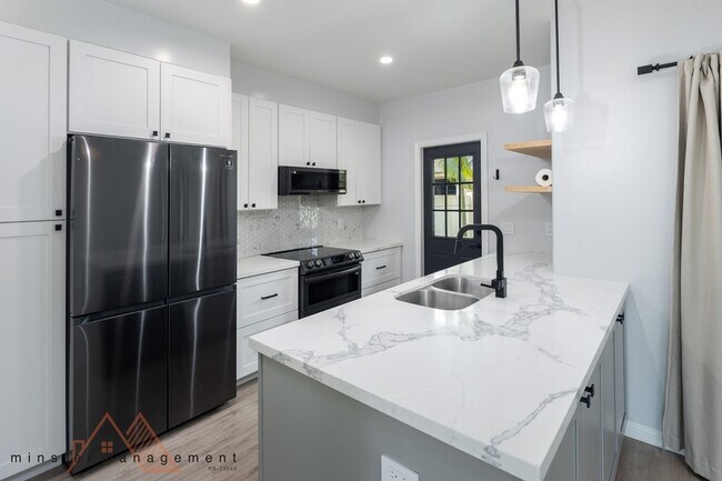 Primary Photo - 91-6590-6590 Kapolei Pkwy