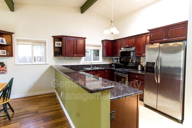 Building Photo - 4918 Chaparral Way