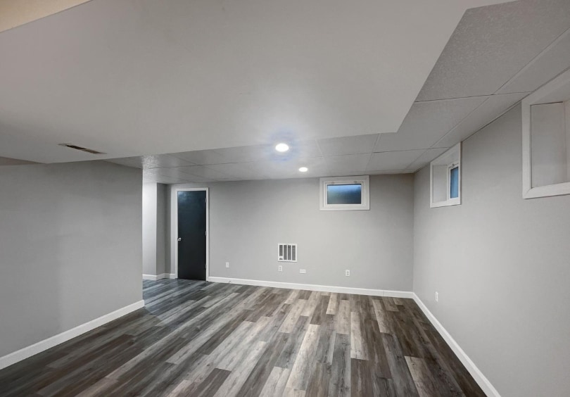 Building Photo - 50 Bentbrook Ct