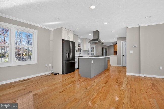 Building Photo - 14982 Gold Post Ct