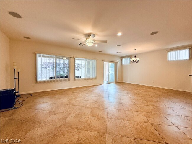 Building Photo - 2119 Gunnison Pl