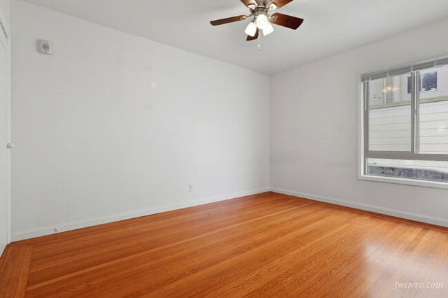 Building Photo - 80 Terra Vista Ave