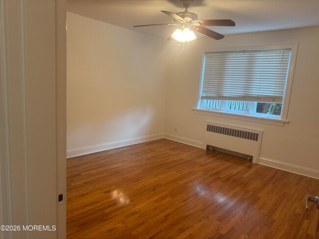 Building Photo - 283 Spring St