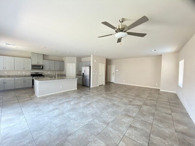Building Photo - 1180 Pitaya Ct