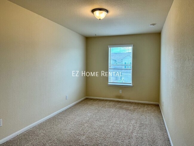 Building Photo - 5541 Evanston Ln
