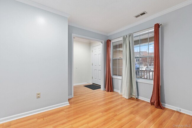 Building Photo - 104 Sparrow Ridge Rd