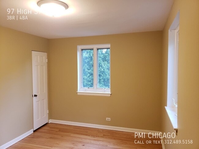 Building Photo - 97 High St