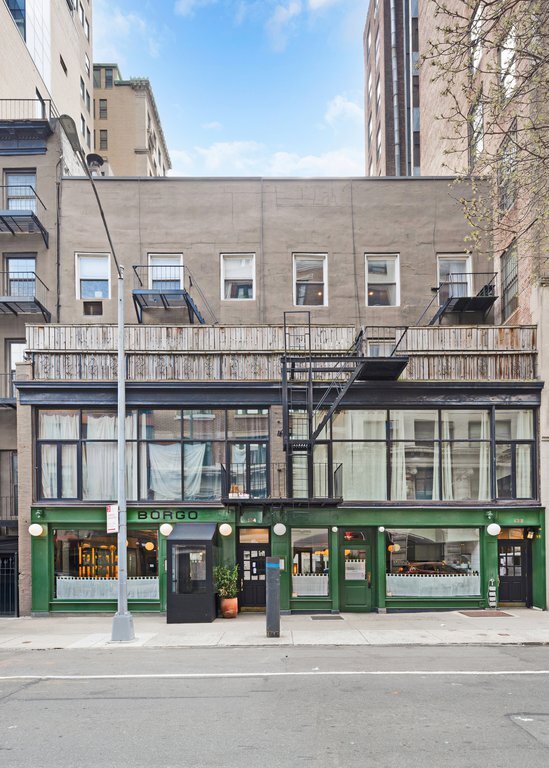 Building Photo - 122 E 27th St