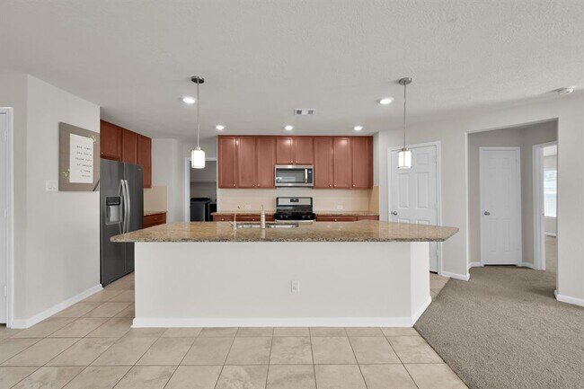 Building Photo - 1115 Littleton Ct