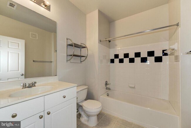 Building Photo - 11371 Aristotle Dr
